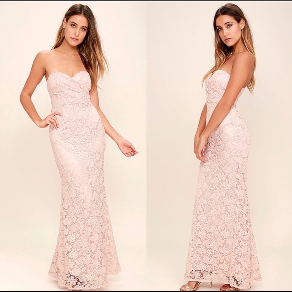 Lulu’s Blush lace Maxi Dress